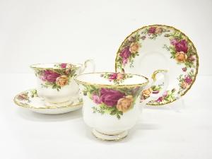 ROYAL ALBERT　ロイヤルアルバート　オールドカントリーローズ　ティーカップ＆ソーサー　ペア
